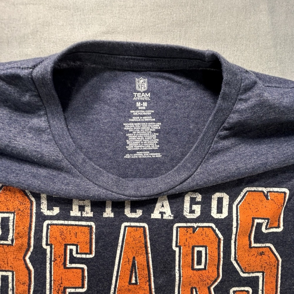 NFL Chicago Bears Short Sleeve Blue Shirt Men's Medium Football Game Day - Picture 3 of 5